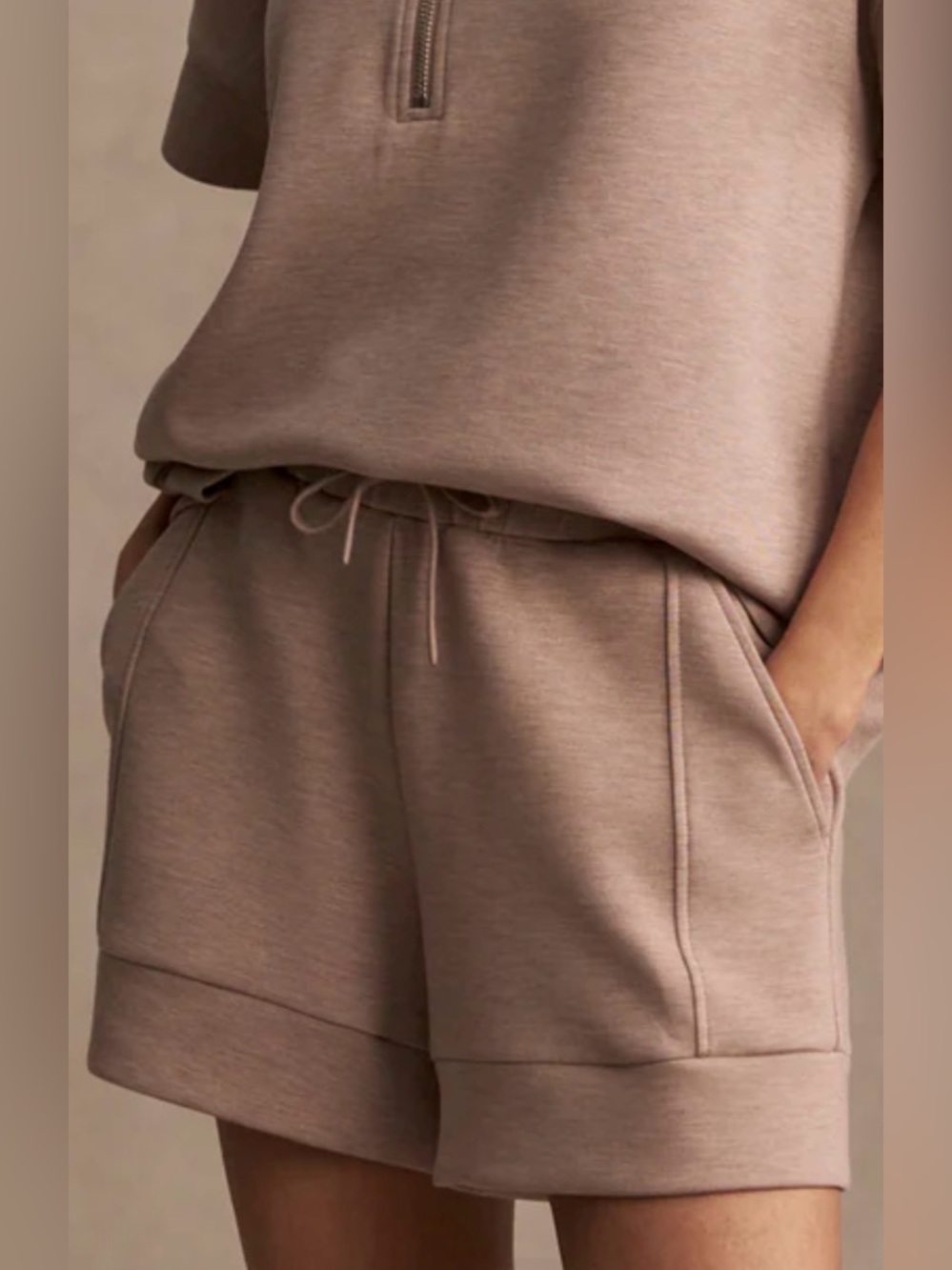 Varley Atrium High Rise short 4.5” sz L Taupe Marl